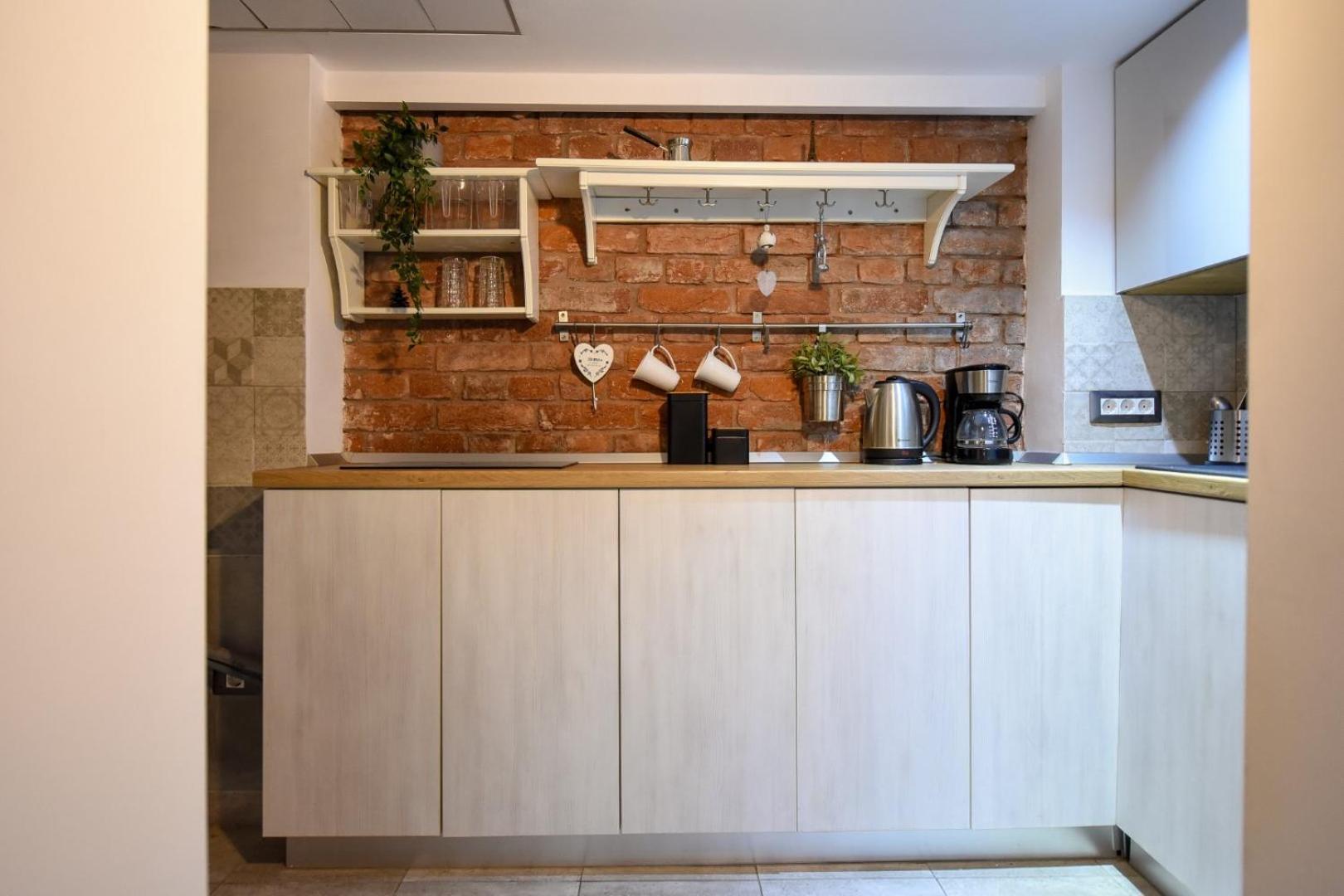 Central Comfort - Duplex-Style Studios On Regina Elisabeta Bucarest Habitación foto