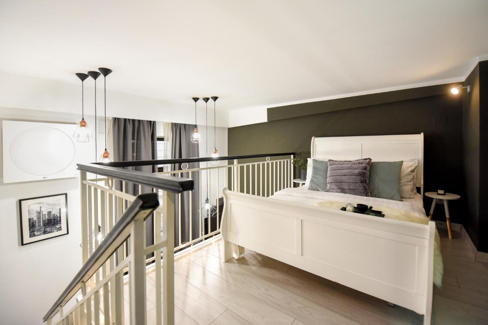 Central Comfort - Duplex-Style Studios On Regina Elisabeta Bucarest Habitación foto